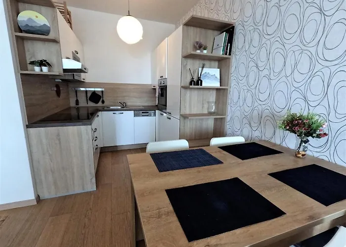 Panorama Apartment, Free Parking, 18th Floor, View 아파트