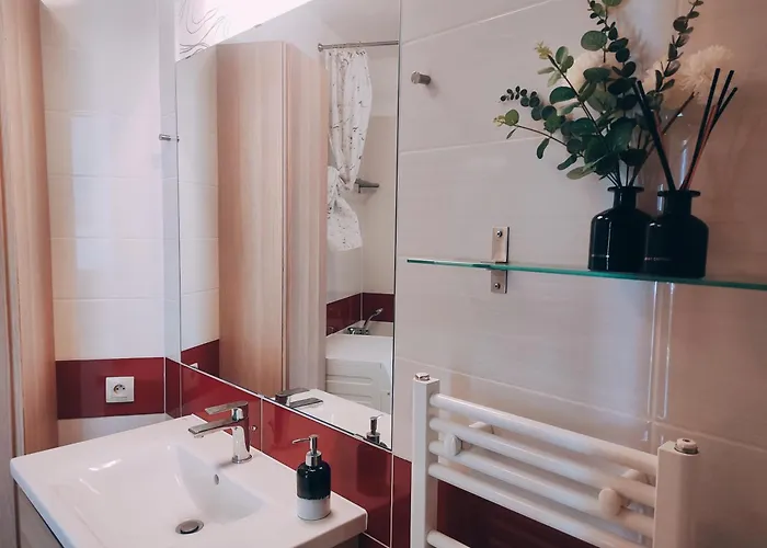 Panorama Apartment, Free Parking, 18th Floor, View 아파트 *